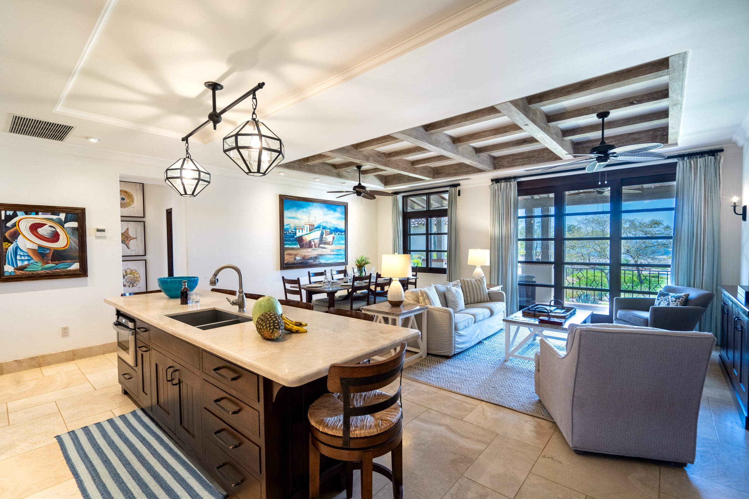 Residential Suite — photo 1